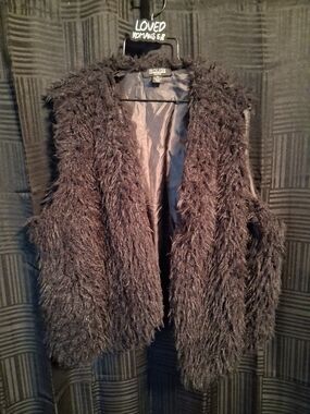 Women’s Plus Size Black Shaggy Faux Fur Vest – Size 3X